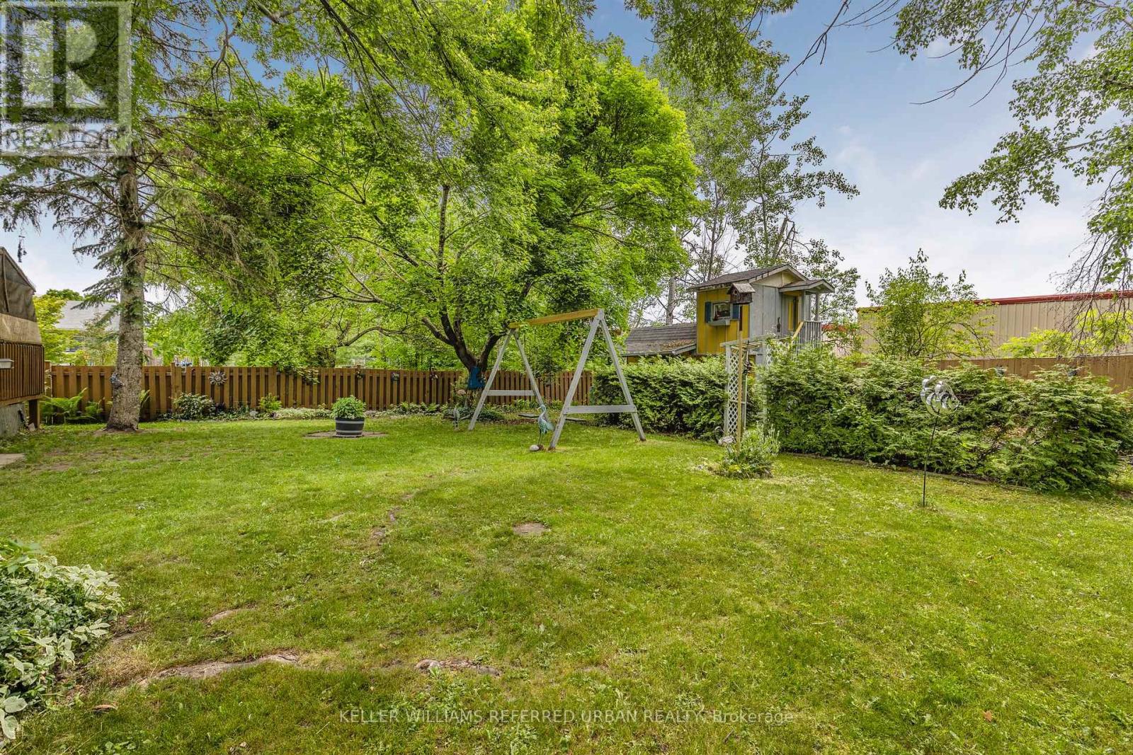 Photo 31 of 31 John Dillingno Street, Tay ON