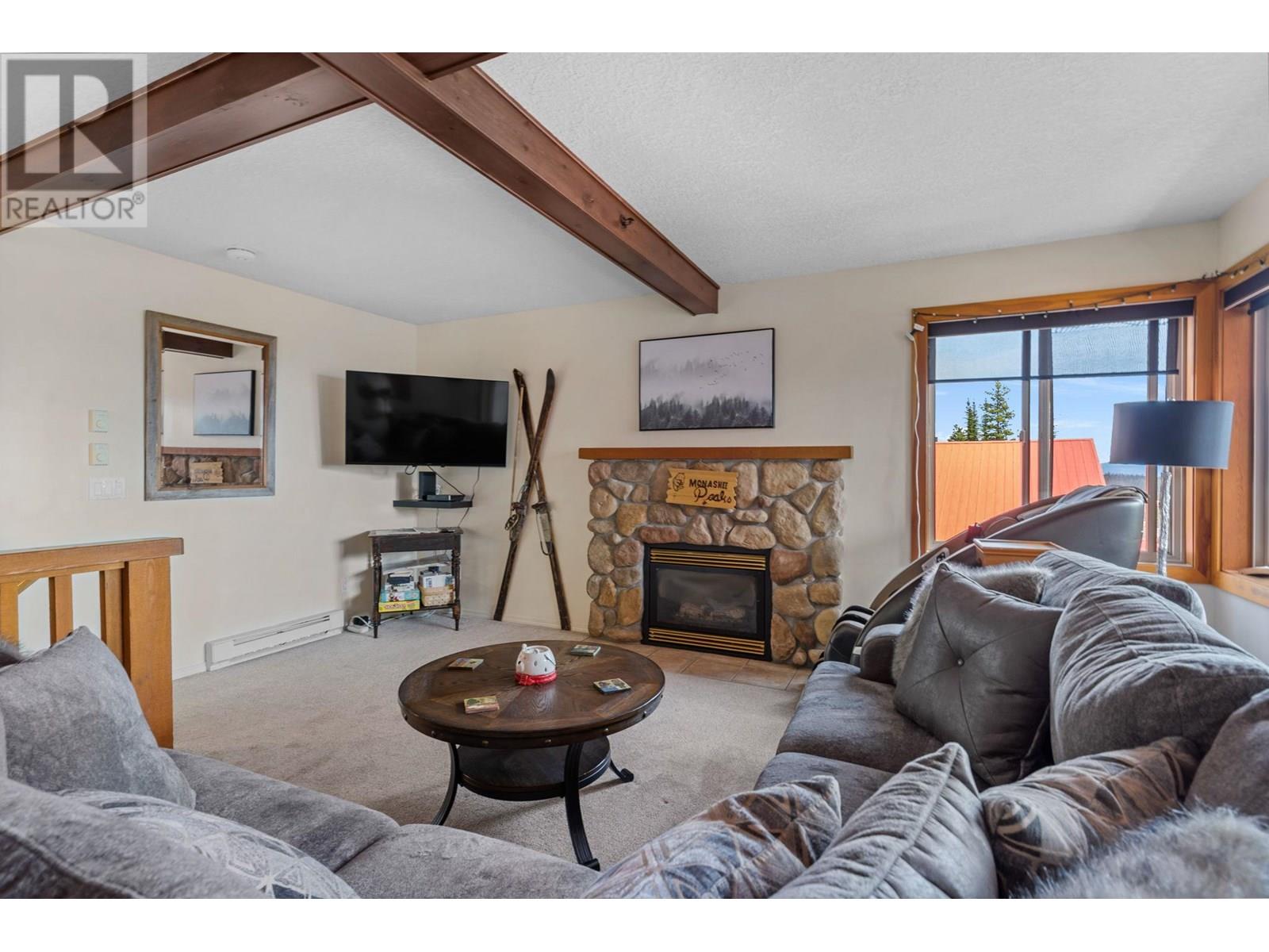 B 4821 Snow Pines Road, Big White
