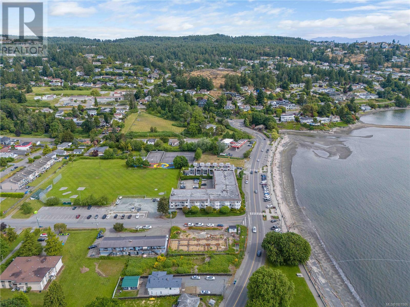 213 2815 Departure Bay Rd, Nanaimo