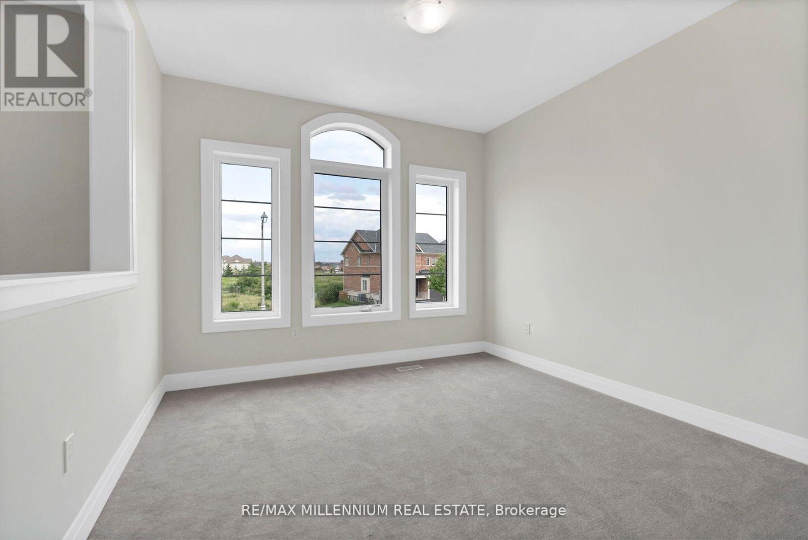 Photo 16 of 2 Catherwood Court, Brampton ON