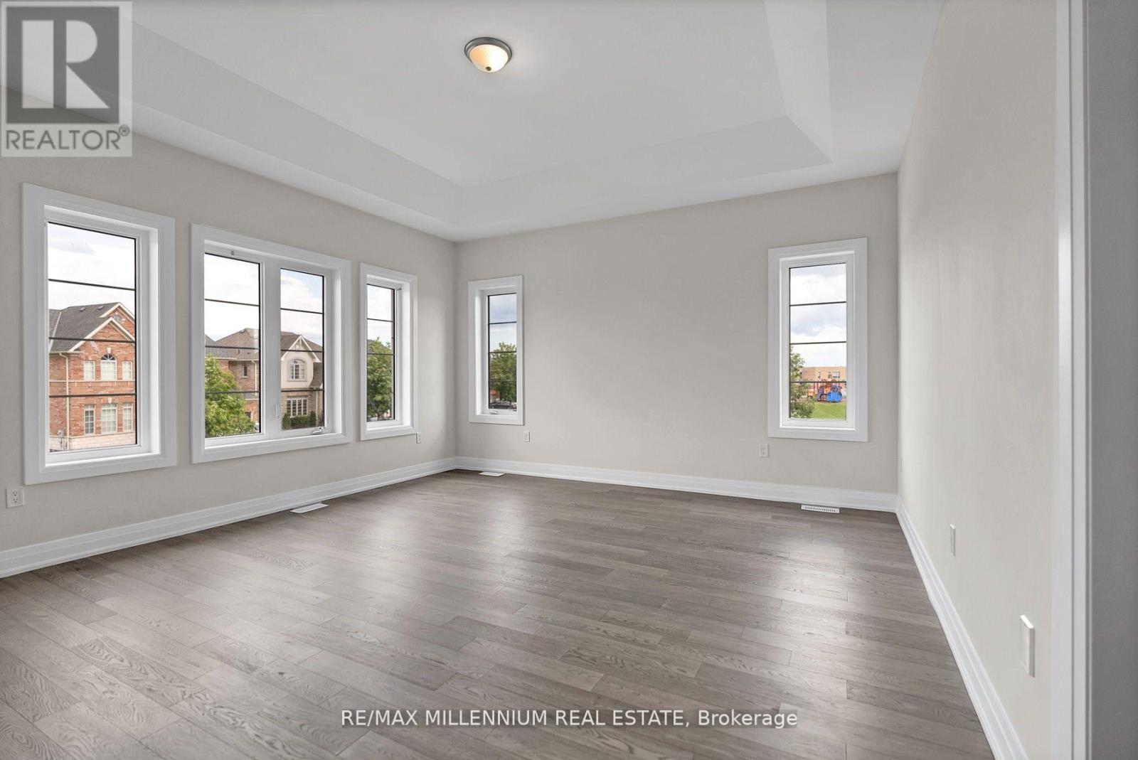 Photo 28 of 2 Catherwood Court, Brampton ON