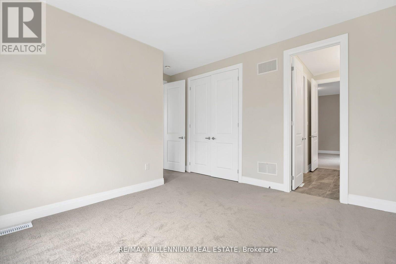 Photo 33 of 2 Catherwood Court, Brampton ON