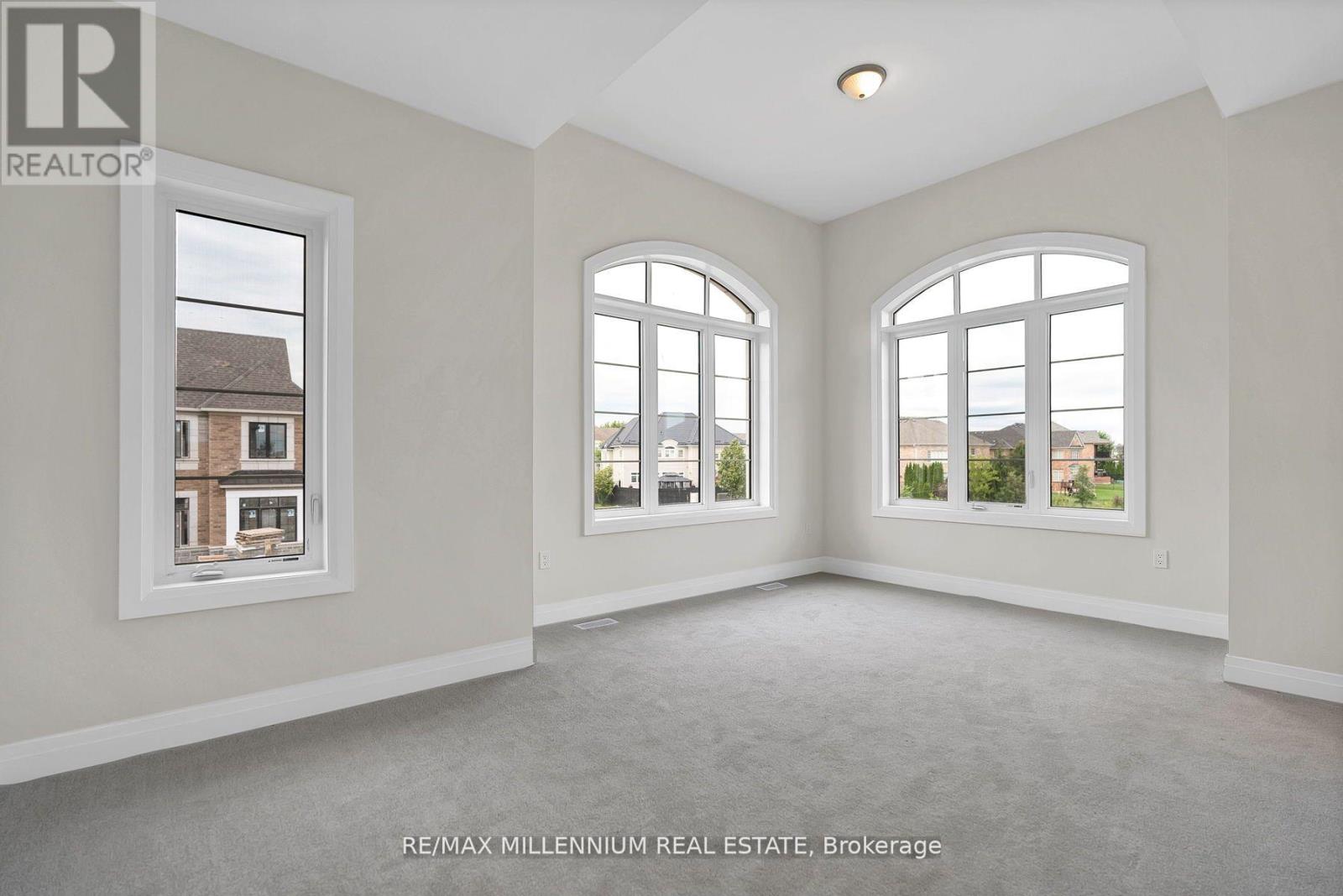 Photo 9 of 2 Catherwood Court, Brampton ON