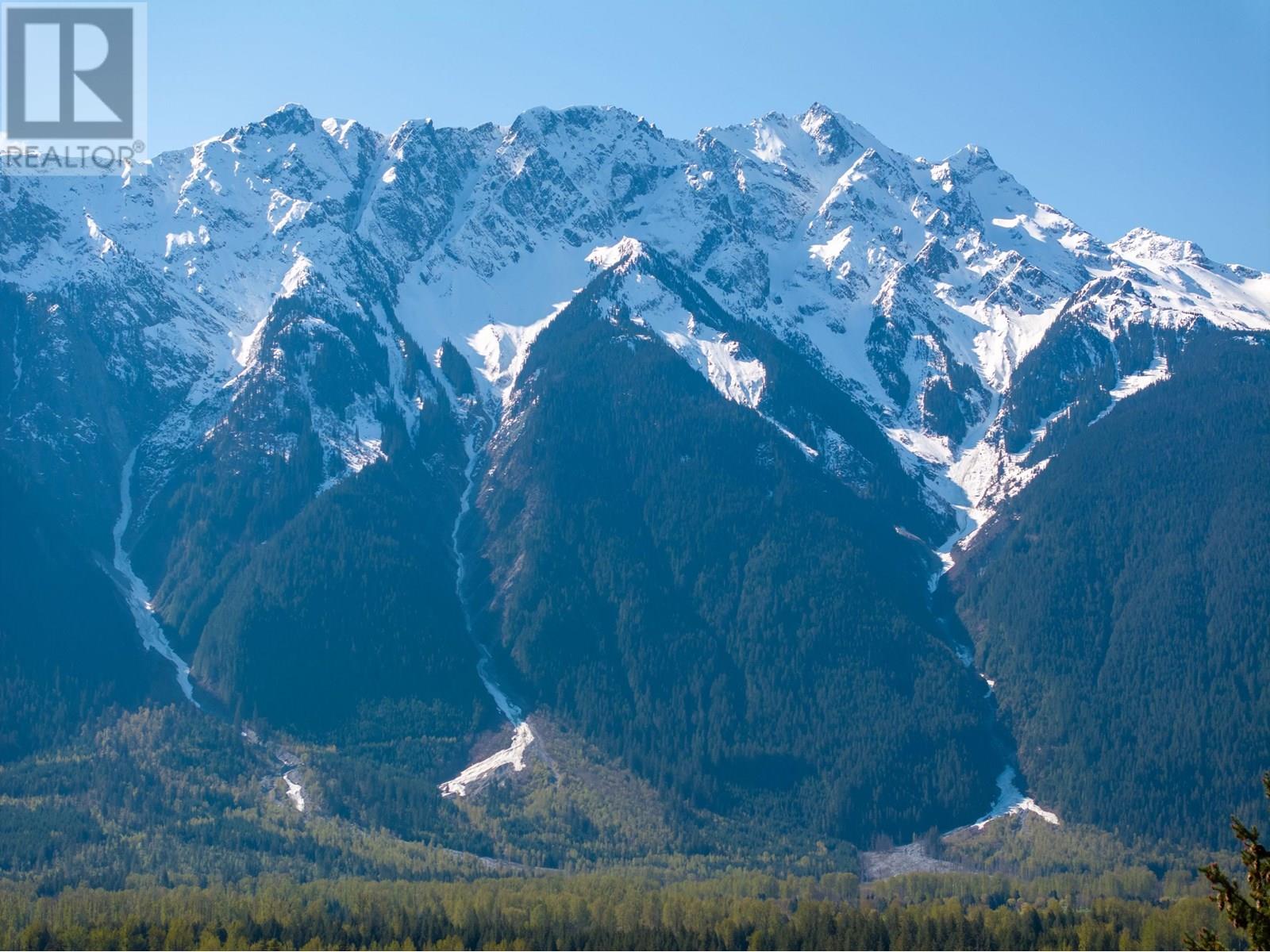 7501 PEBBLE CREEK DRIVE, Pemberton