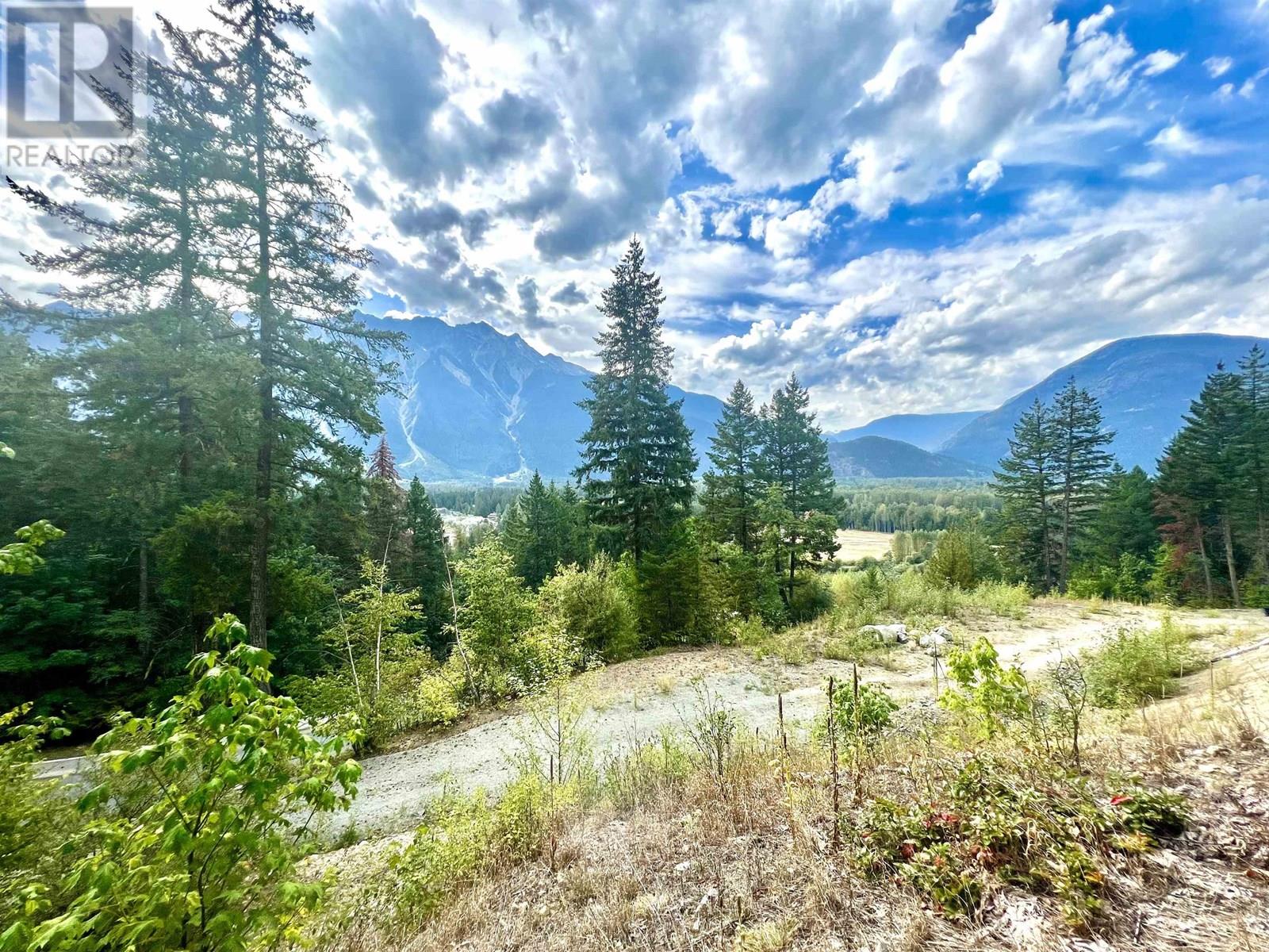 7501 PEBBLE CREEK DRIVE, Pemberton