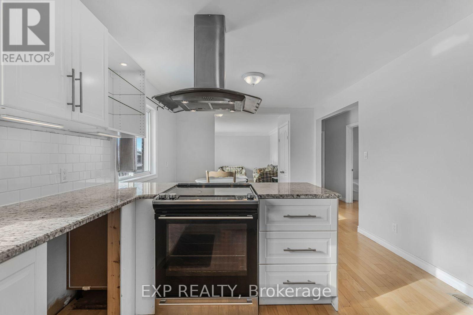 Photo 7 of 162 Ryerson Street, Thorold ON