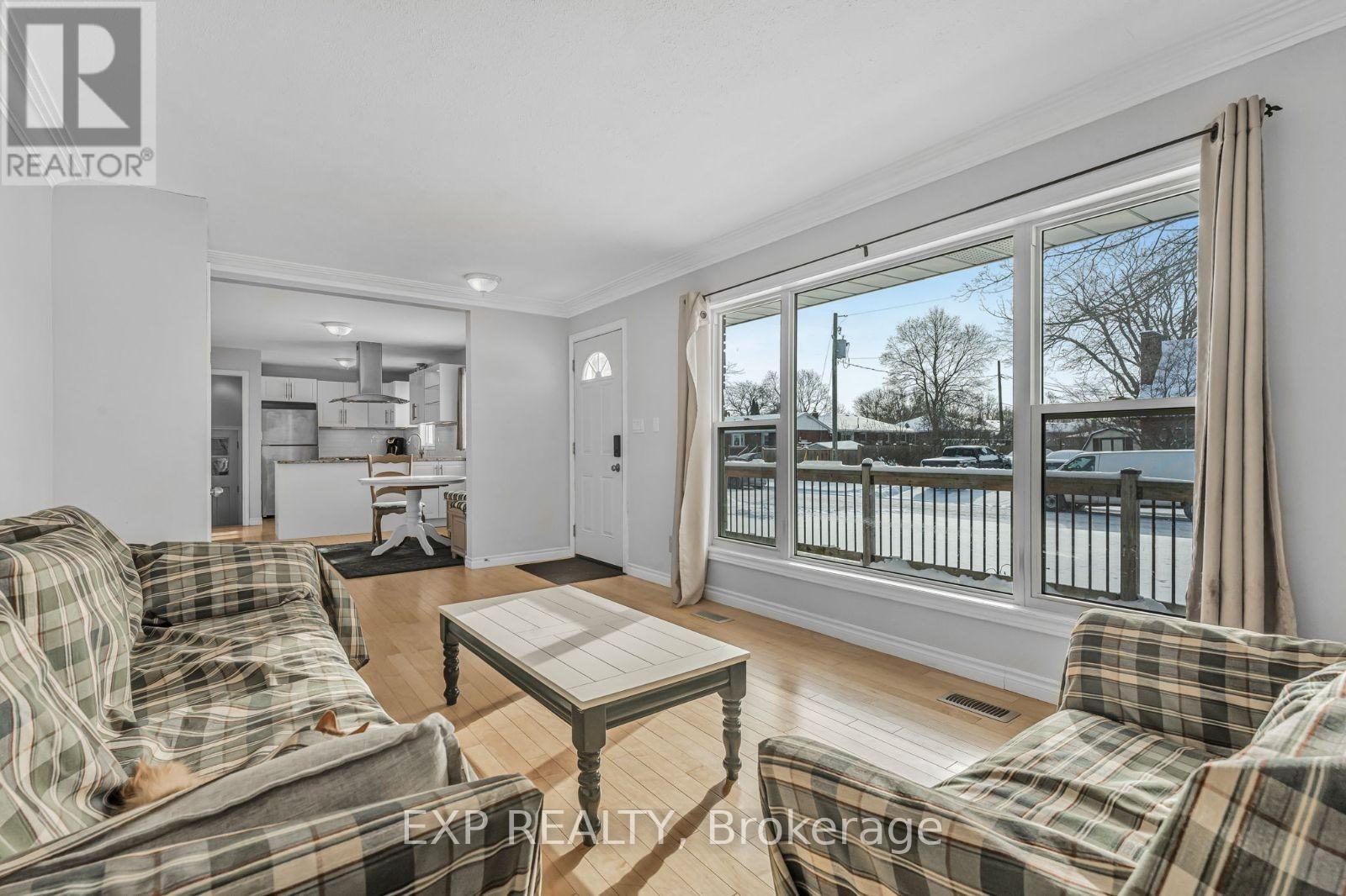 Photo 11 of 162 Ryerson Street, Thorold ON