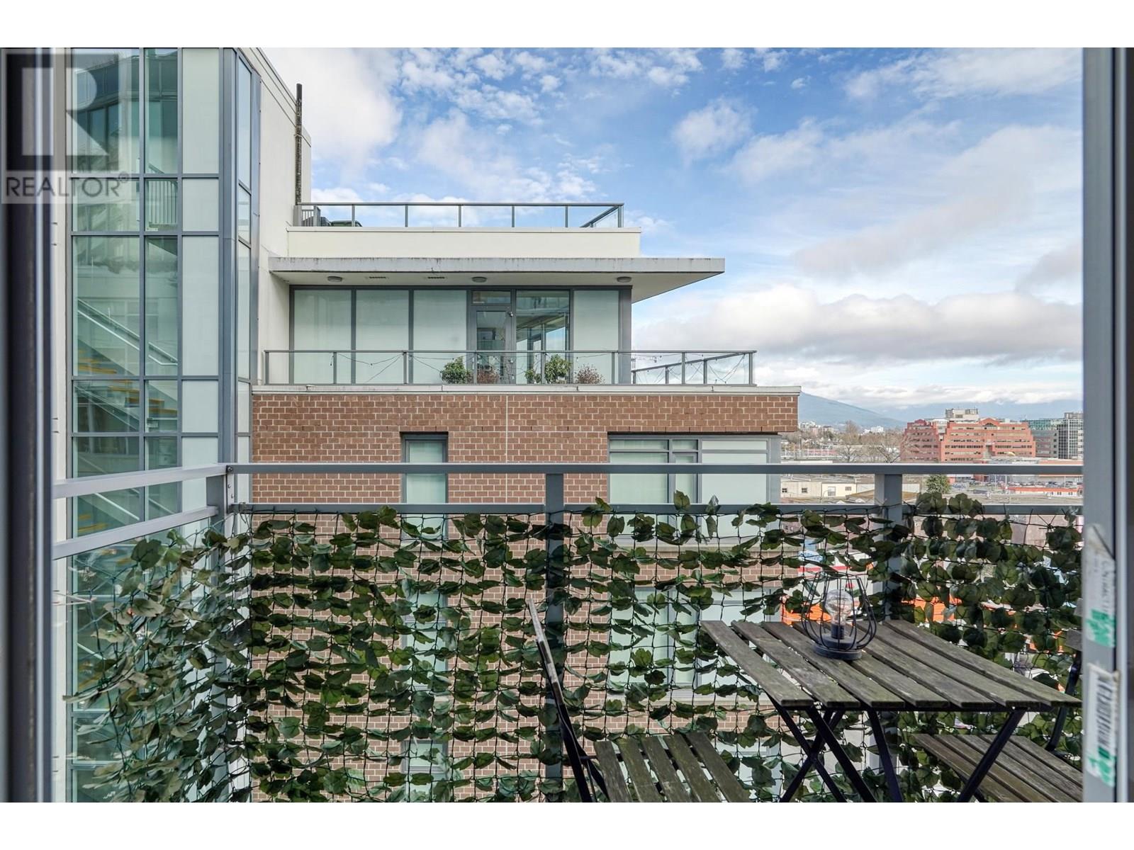 Photo 12 of 803 161 E 1st Avenue, Vancouver BC
