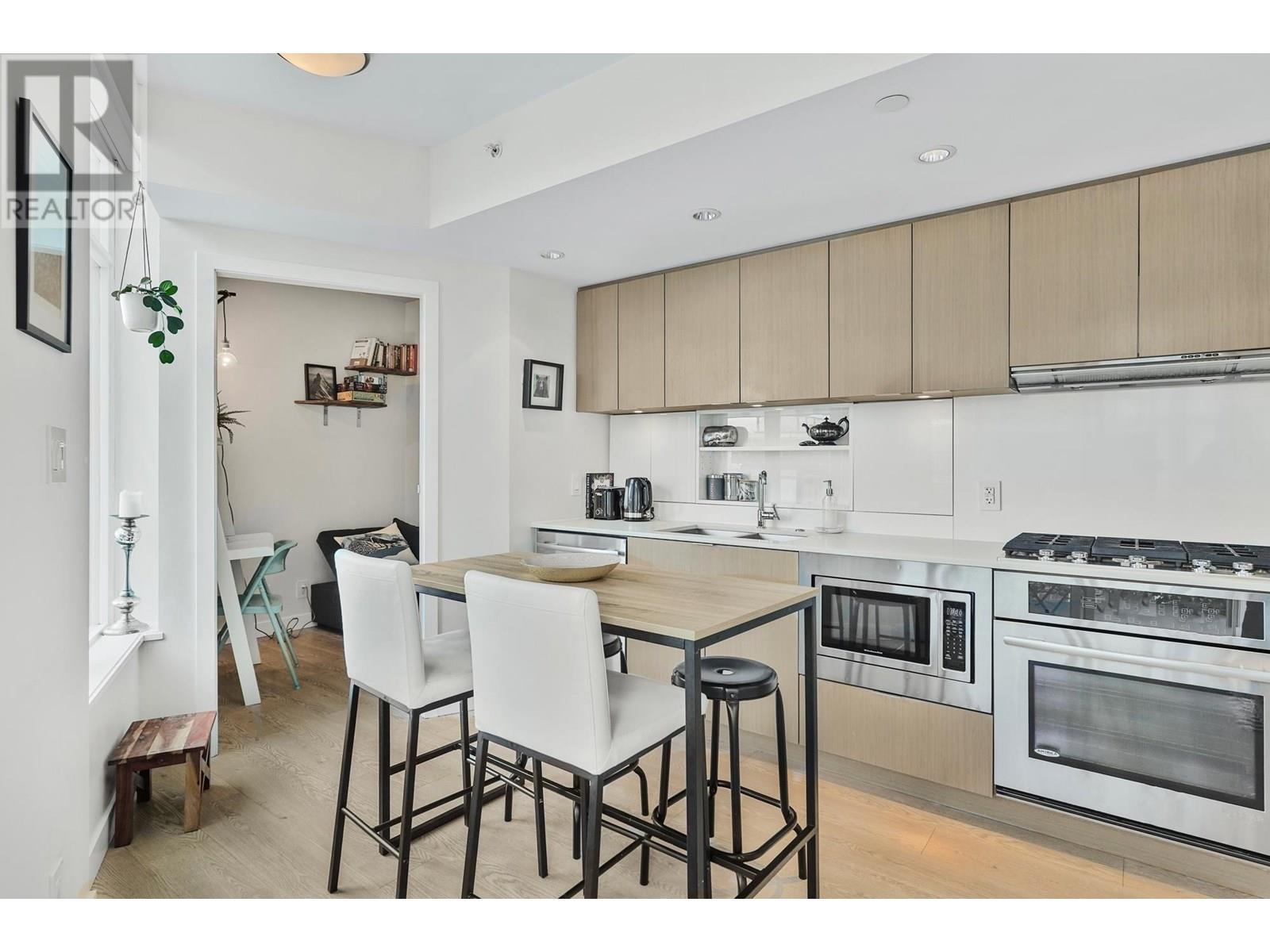 Photo 9 of 803 161 E 1st Avenue, Vancouver BC