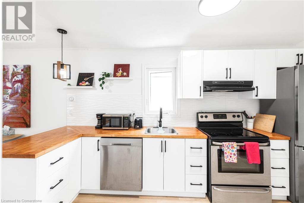 Photo 10 of 167 Tolton Avenue, Hamilton ON