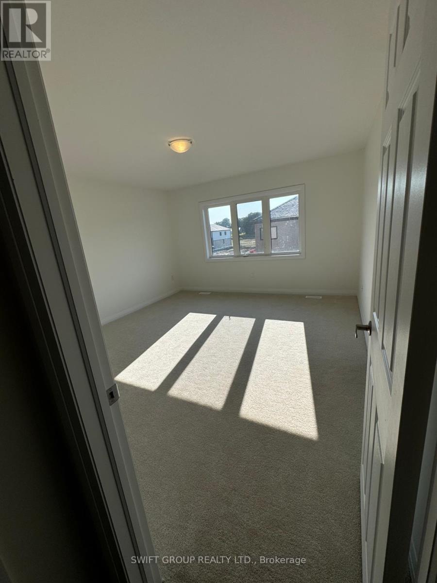 123 GRANVILLE CRESCENT - 11