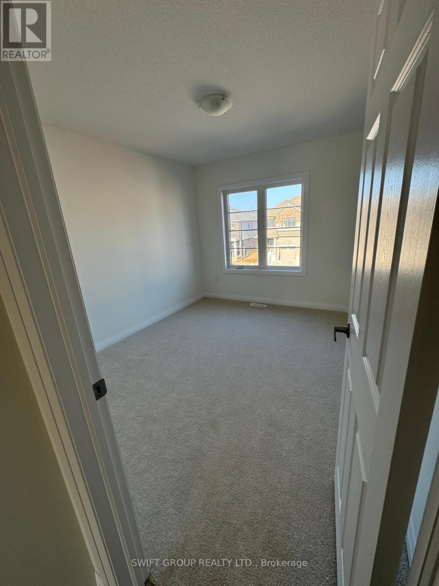 123 GRANVILLE CRESCENT - 22