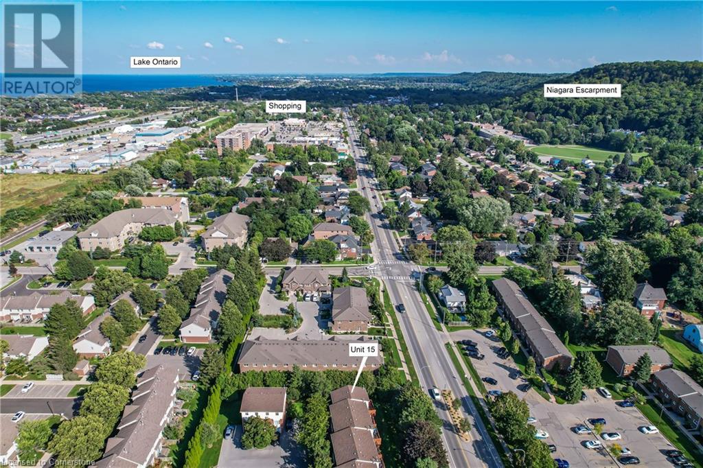Photo 19 of 130 Livingston Avenue Unit 15, Grimsby ON