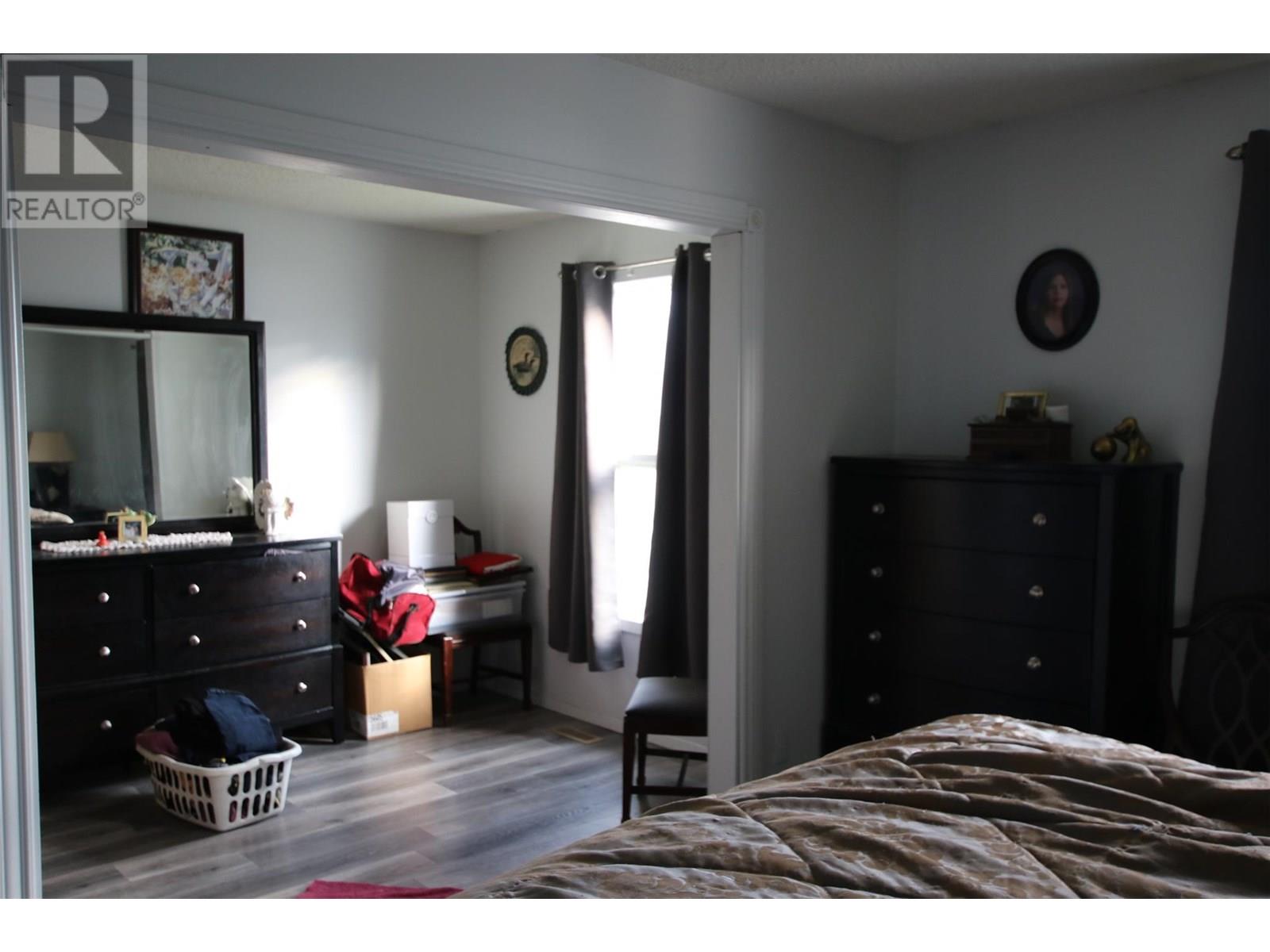 Photo 3 of 119 Spruce Avenue, Tumbler Ridge BC