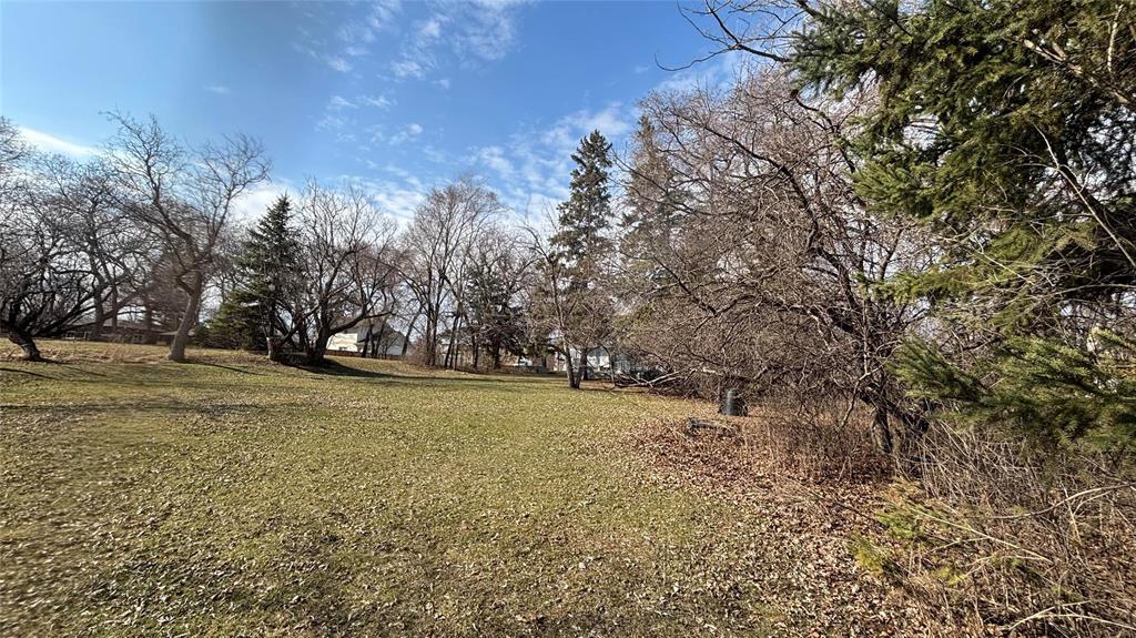 Photo 17 of 2194 Portage Avenue, Winnipeg MB