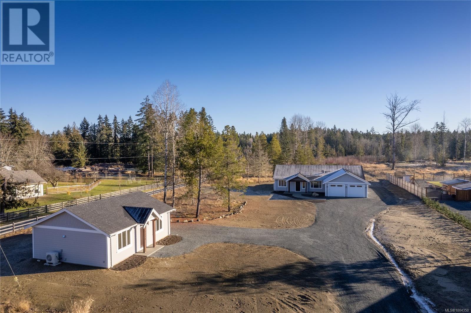 Photo 13 of 1230 1232 Station Rd, Coombs BC