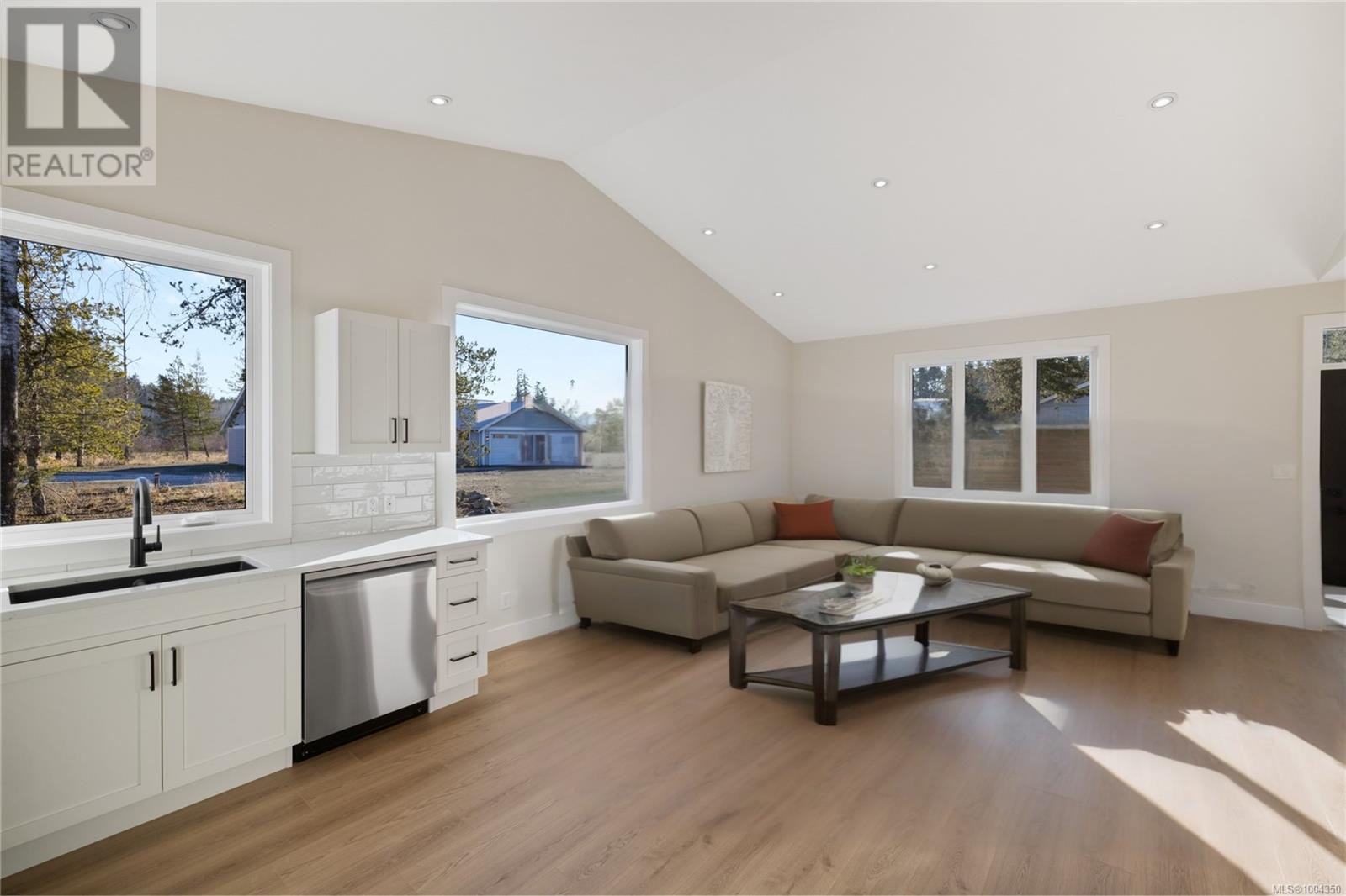 Photo 18 of 1230 1232 Station Rd, Coombs BC