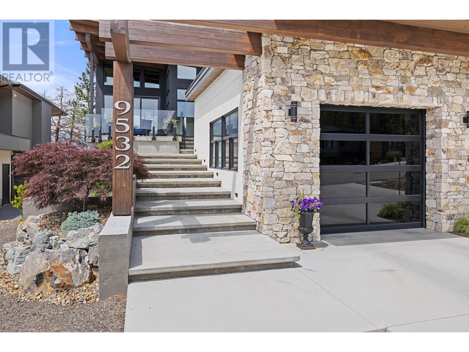 9532 Benchland Drive, Lake Country