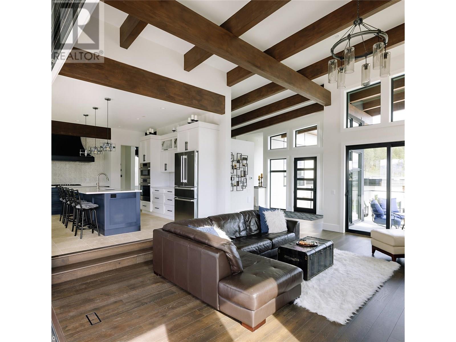 9532 Benchland Drive, Lake Country