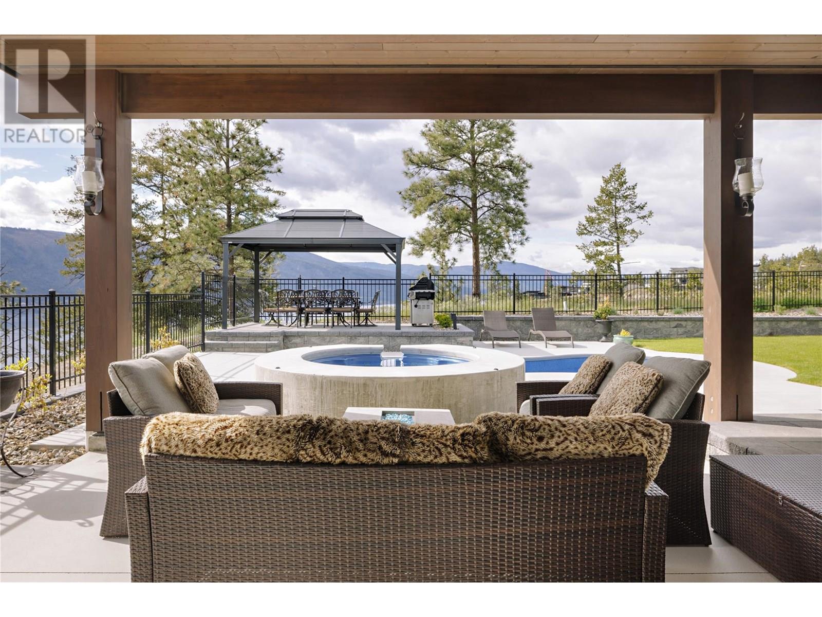 9532 Benchland Drive, Lake Country