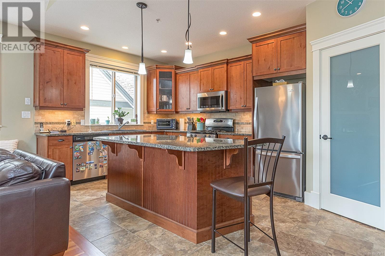 Photo 11 of 4814 Bridgewood Close, Nanaimo BC
