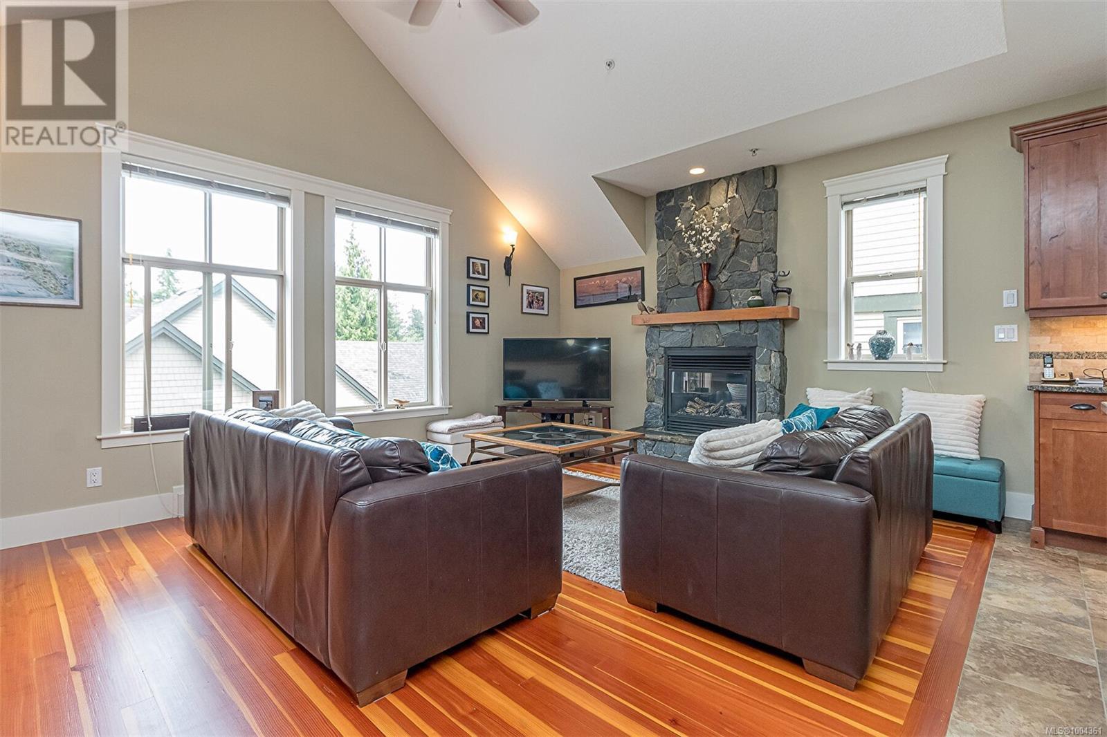 Photo 5 of 4814 Bridgewood Close, Nanaimo BC
