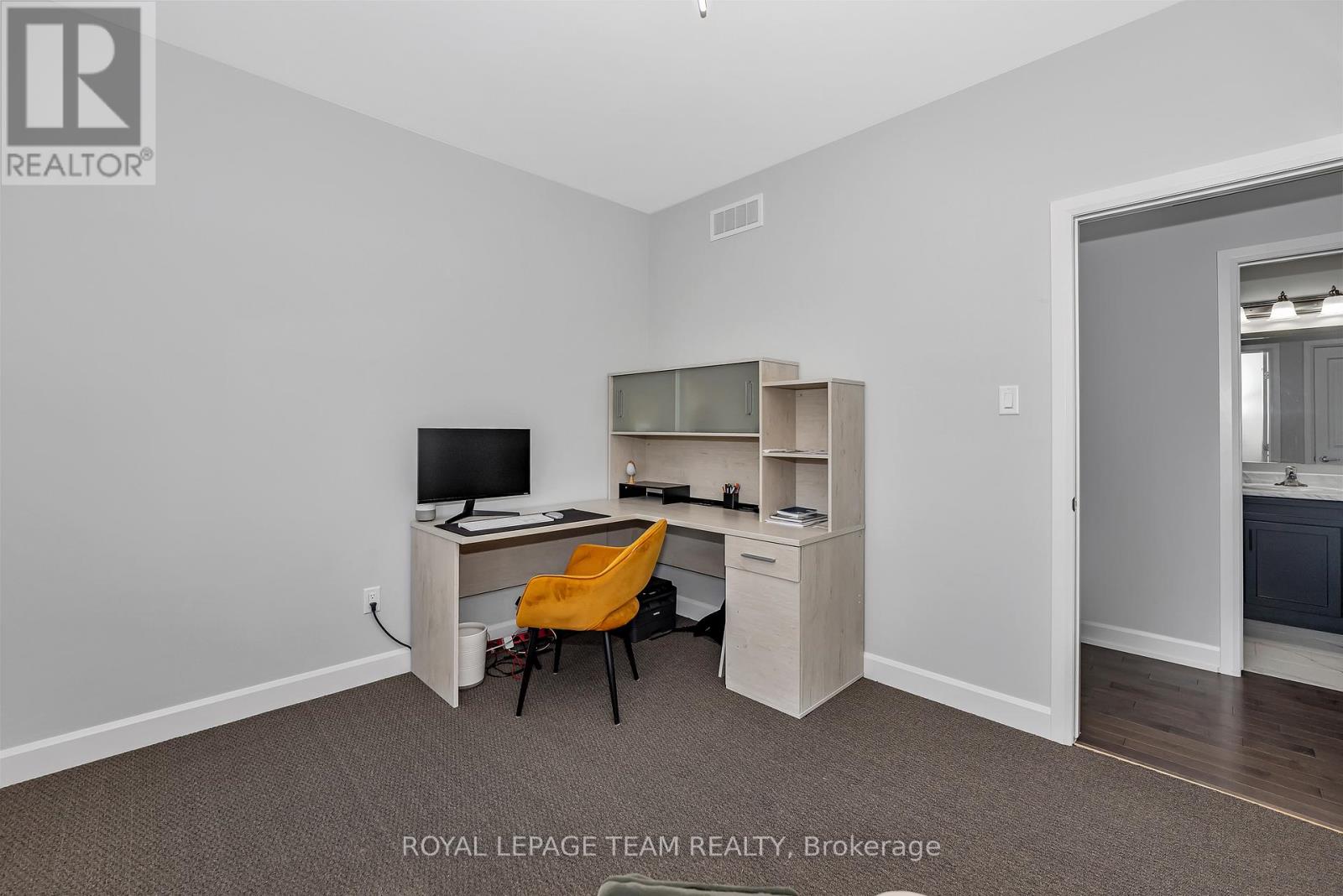 Photo 13 of 17 Isobel Mcewan Street, Mcnab Braeside ON
