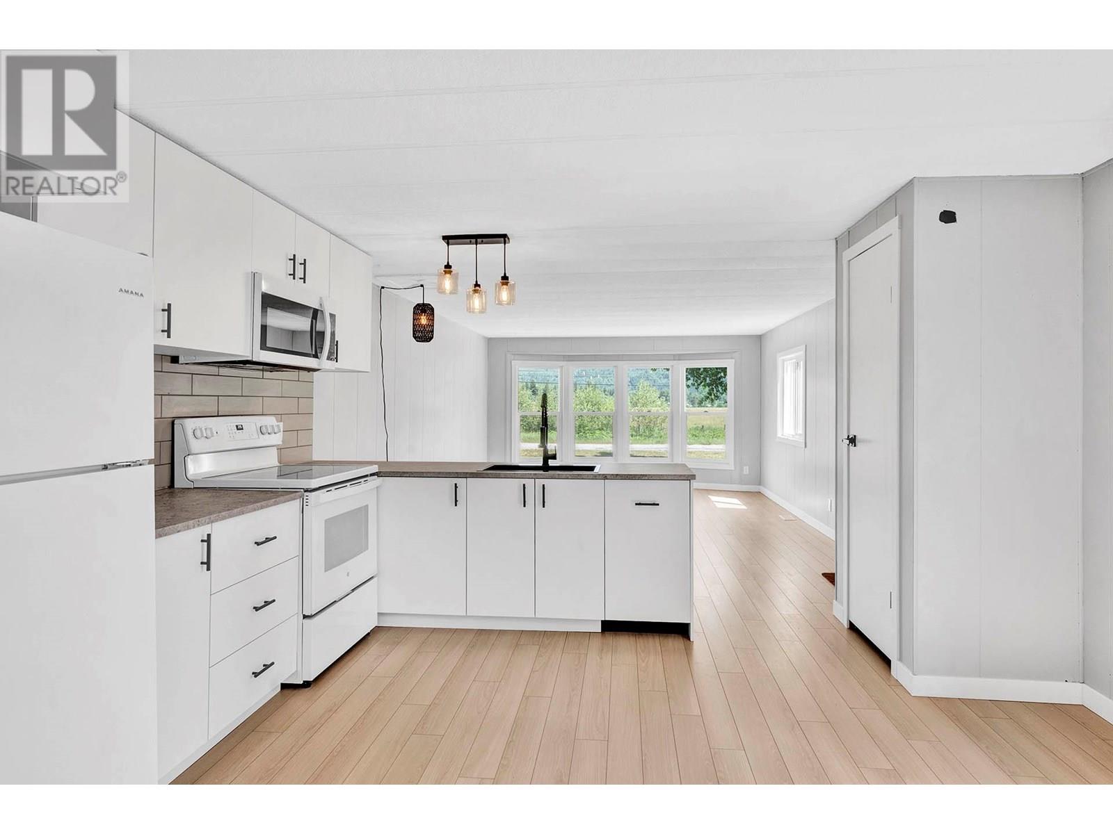 Photo 5 of 851 Old North Thompson Highway Unit 14, Clearwater BC