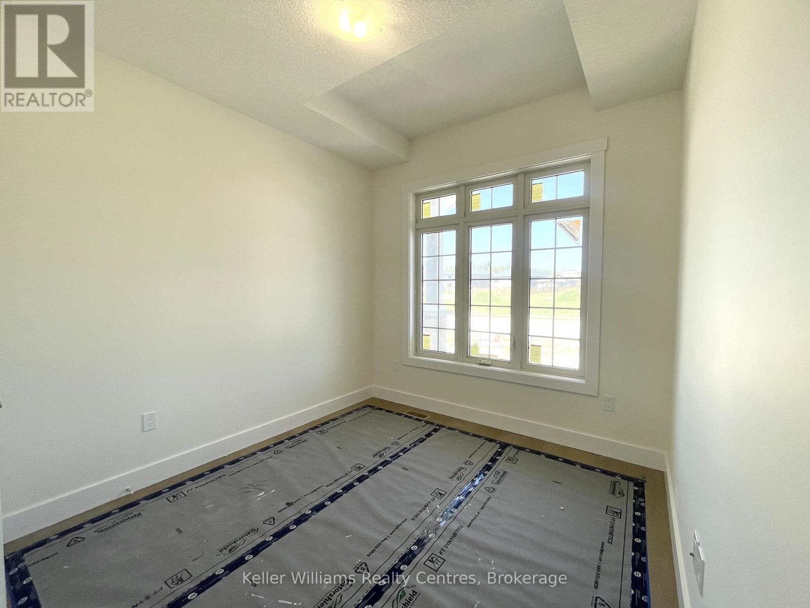 Photo 5 of 616 25th Avenue, Hanover ON