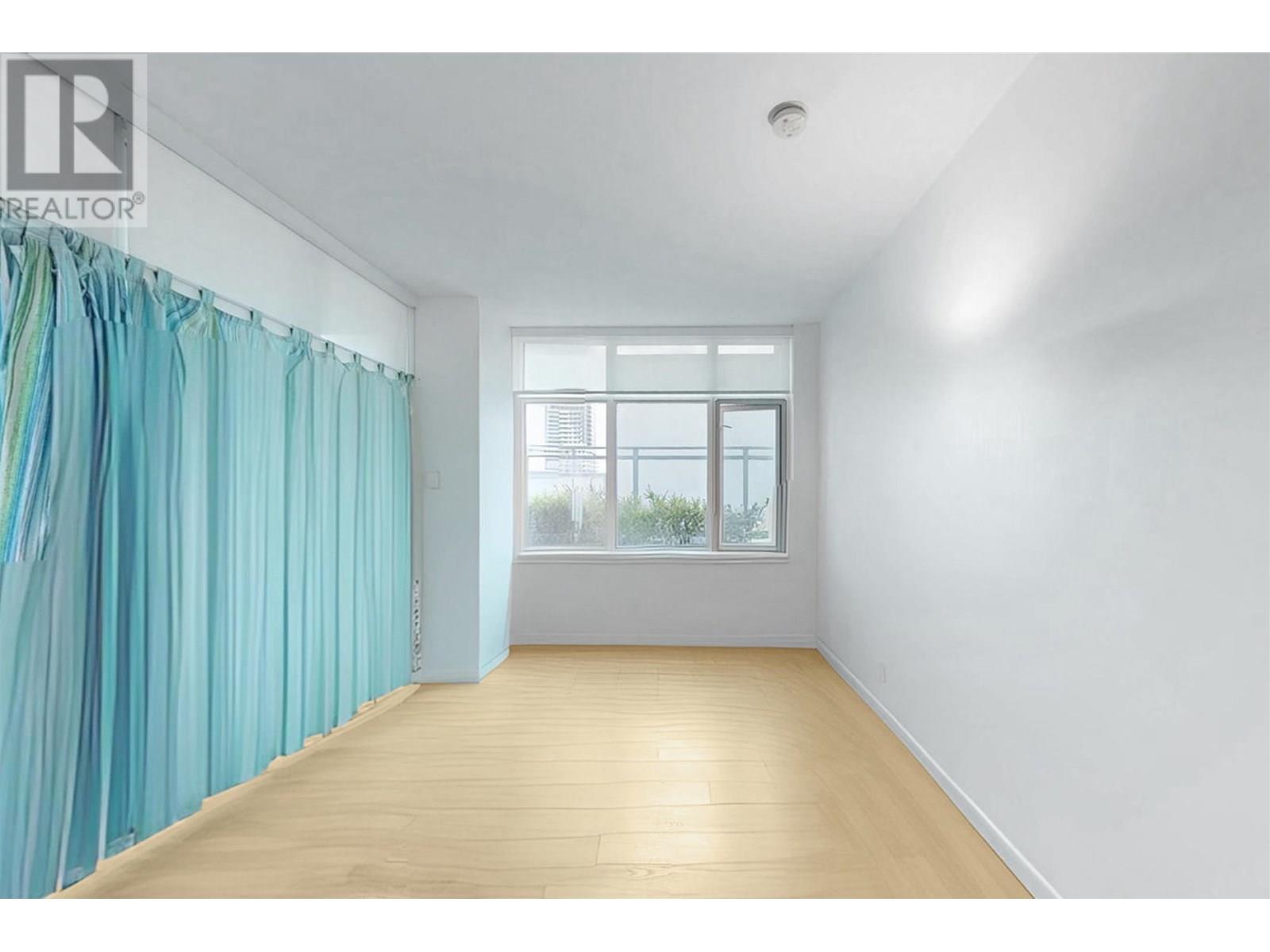 Photo 7 of 202 2288 Alpha Avenue, Burnaby BC