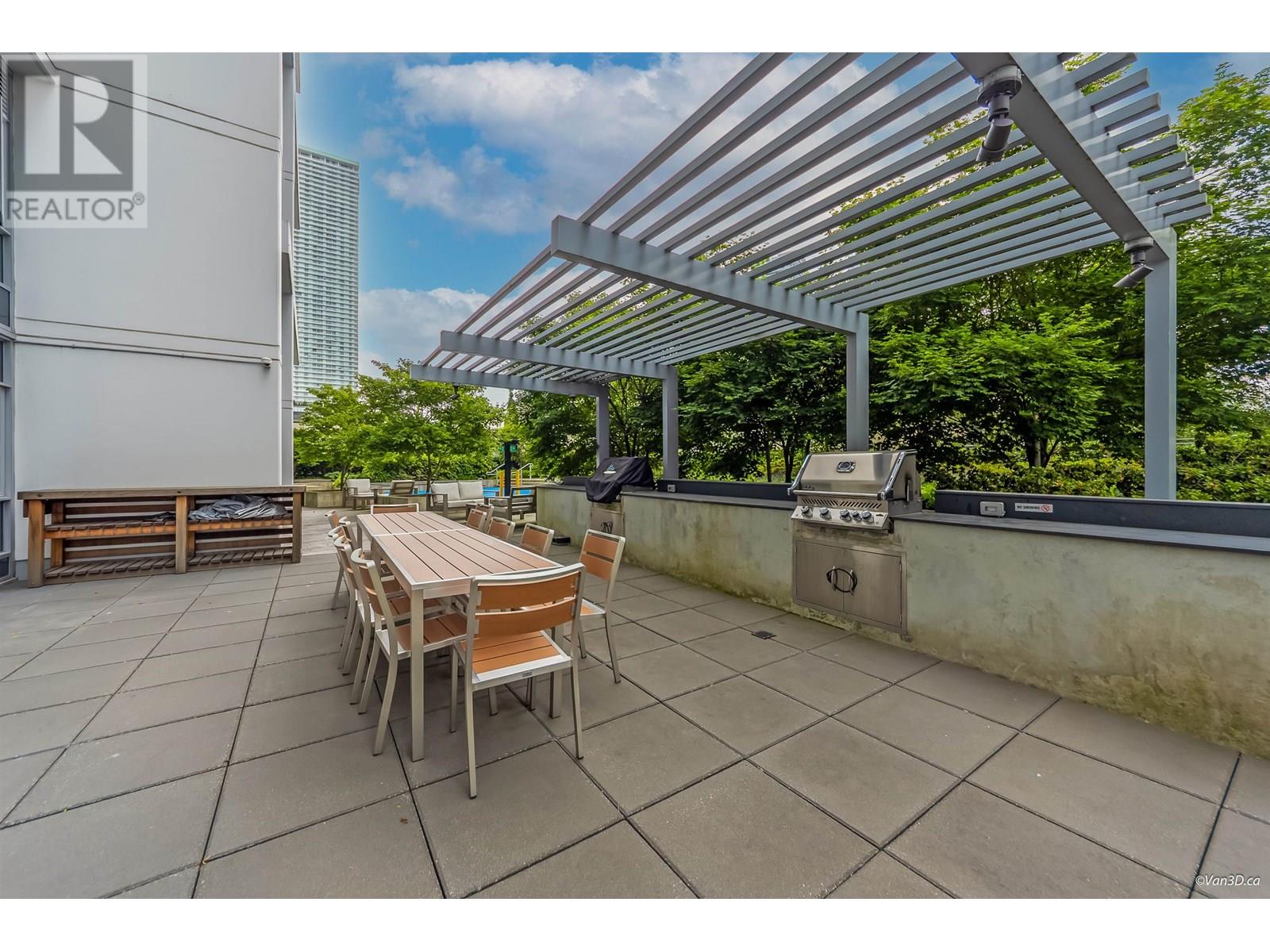 Photo 13 of 202 2288 Alpha Avenue, Burnaby BC
