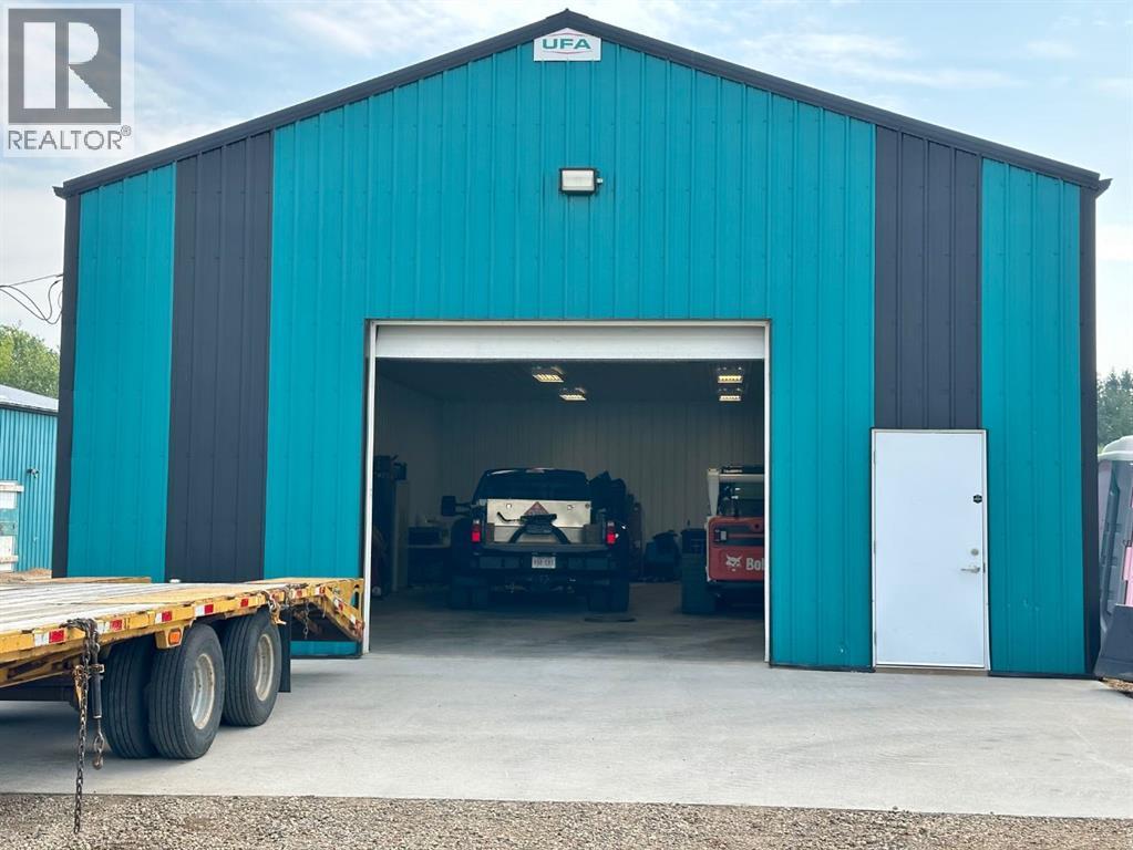 10307 94 Ave., Lac La Biche