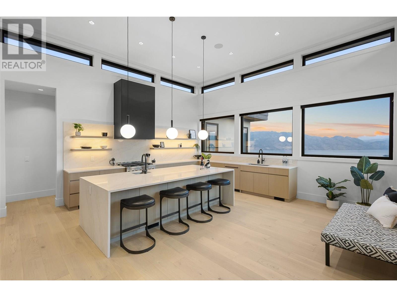  1651 Touriga Place, West Kelowna