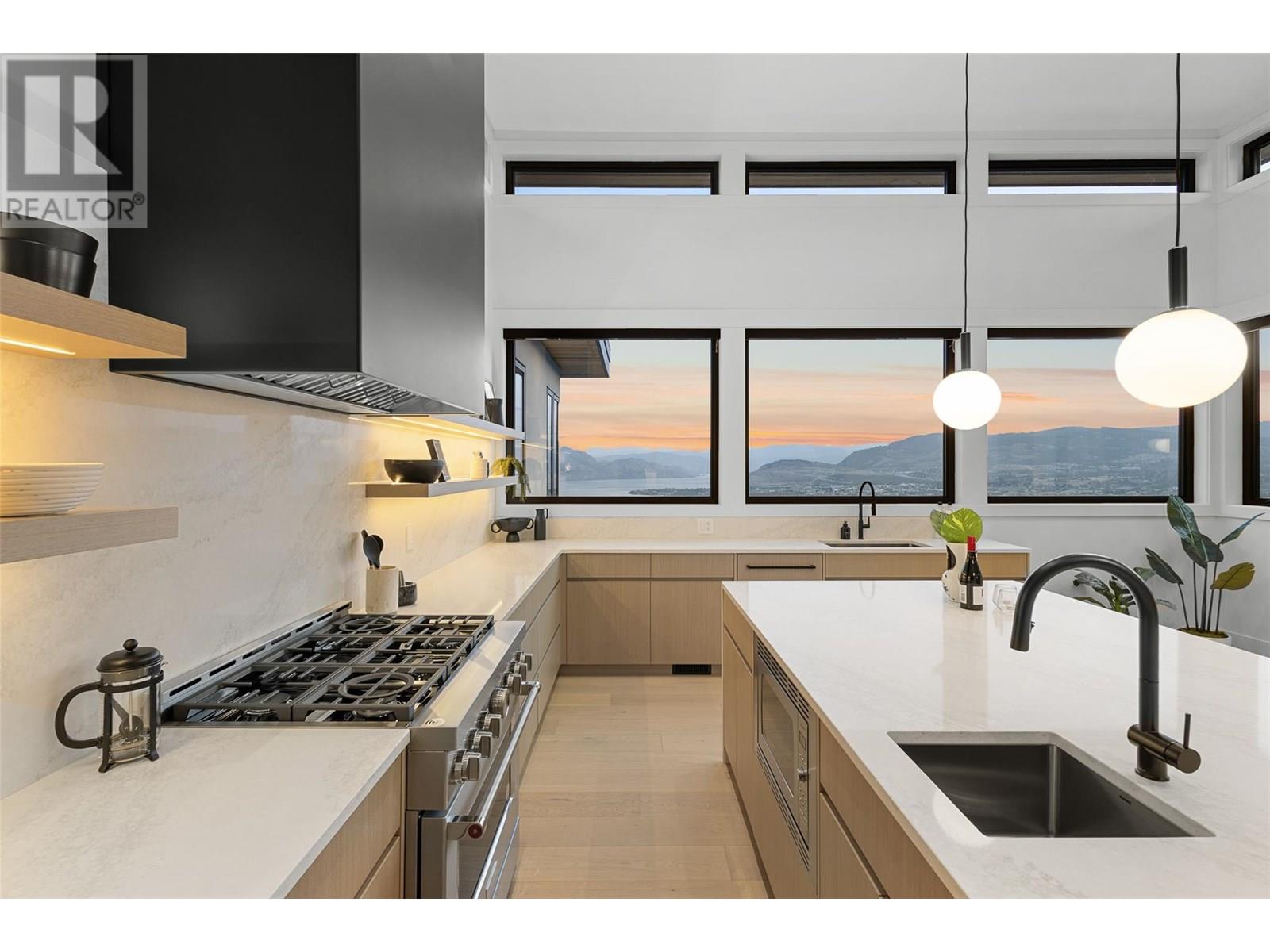  1651 Touriga Place, West Kelowna