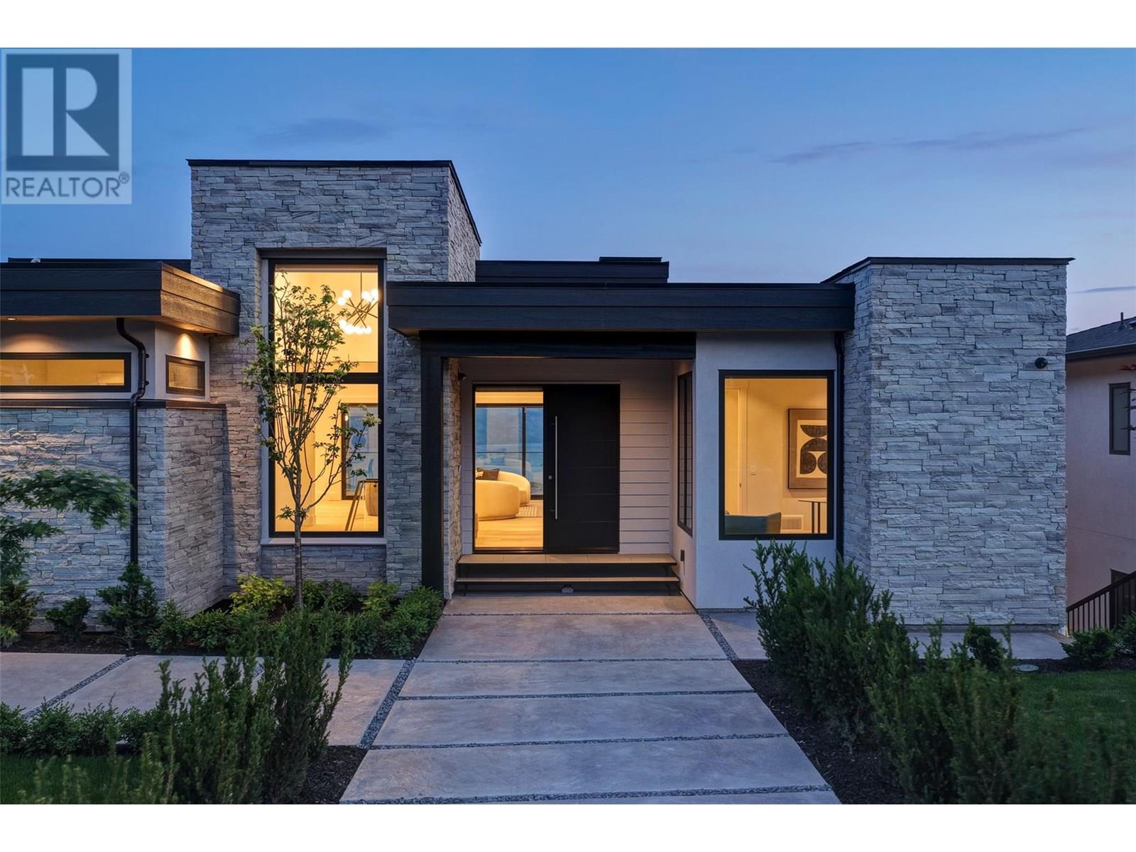  1651 Touriga Place, West Kelowna