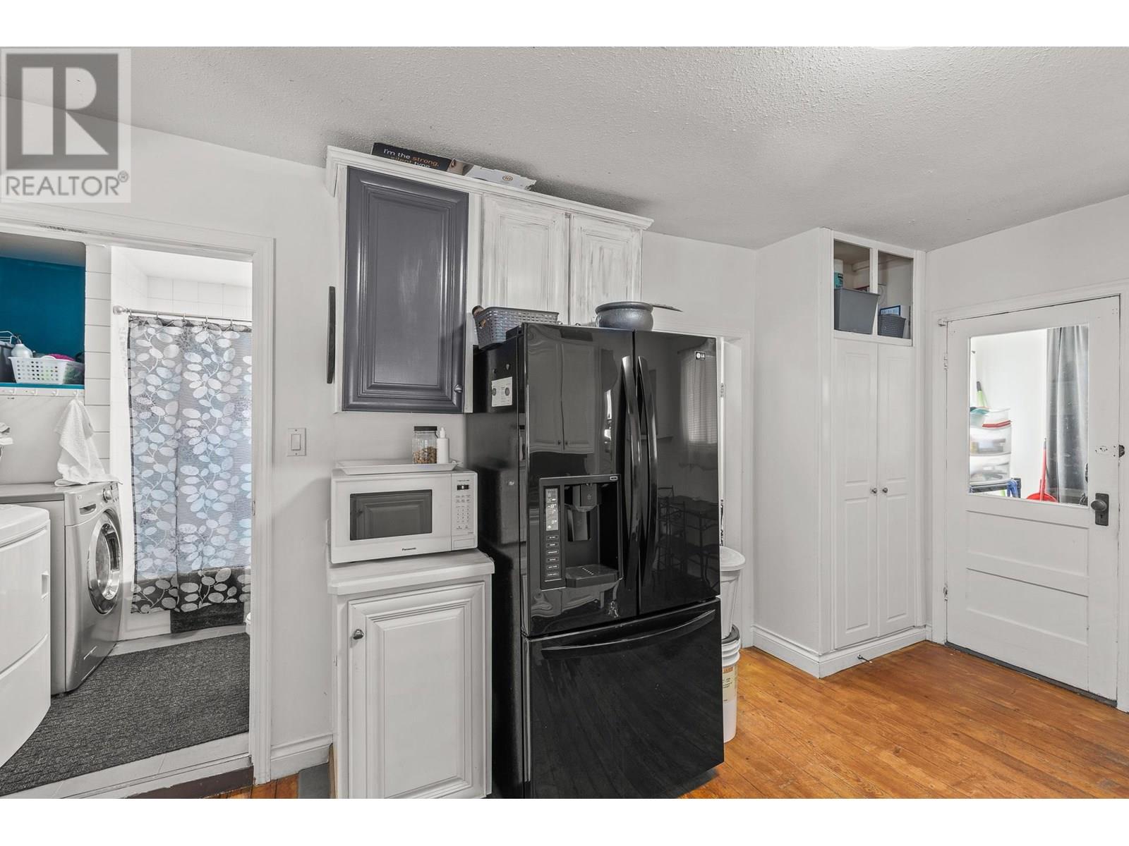  2293 Woodlawn Street, Kelowna