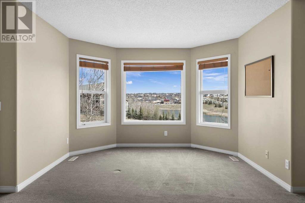 95 St Moritz Terrace SW, Calgary, Alberta