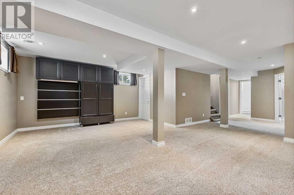 Single Family House Bungalow for Sale in  Blackthorn Road NW Thorncliffe Calgary 