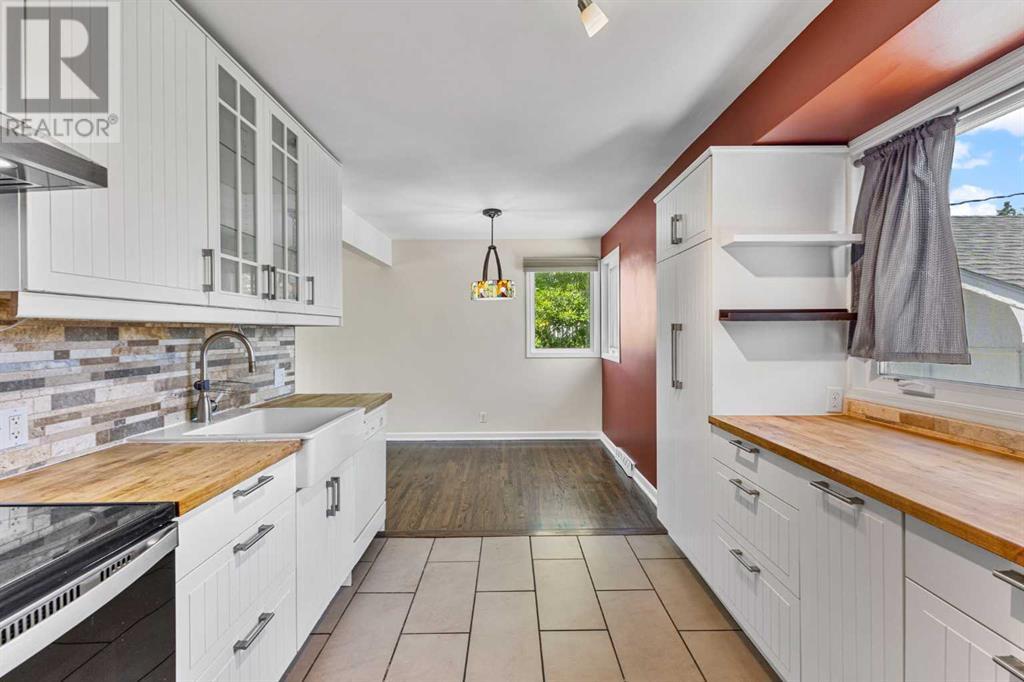 Single Family House Bungalow for Sale in  Blackthorn Road NW Thorncliffe Calgary 