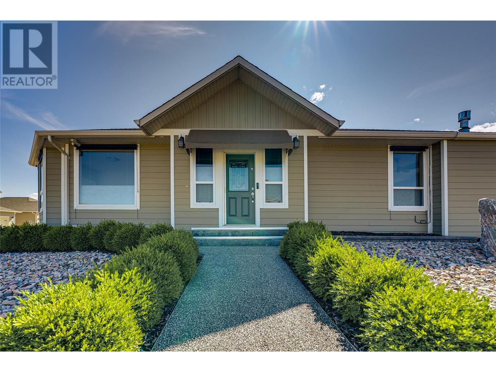 2367 Oglow Drive, Armstrong