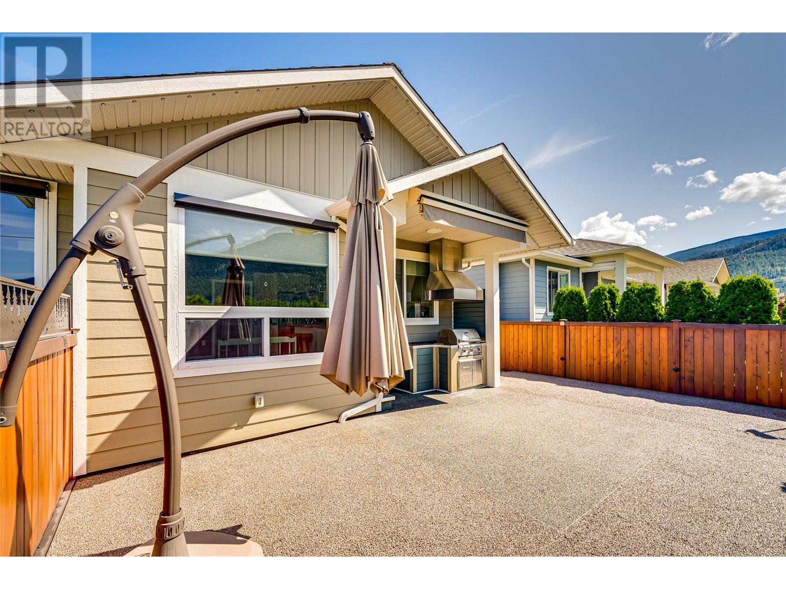 2367 Oglow Drive, Armstrong