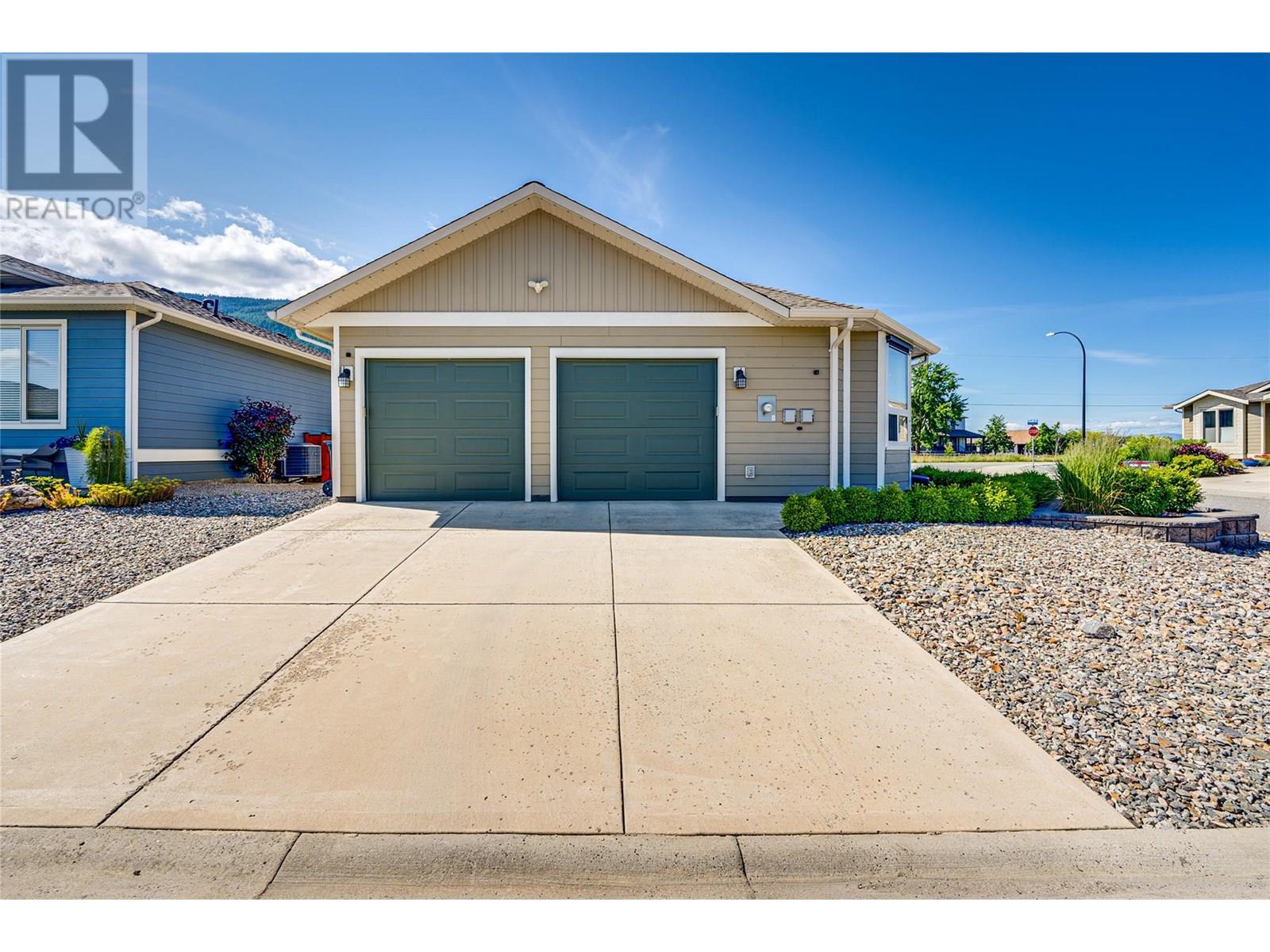 2367 Oglow Drive, Armstrong