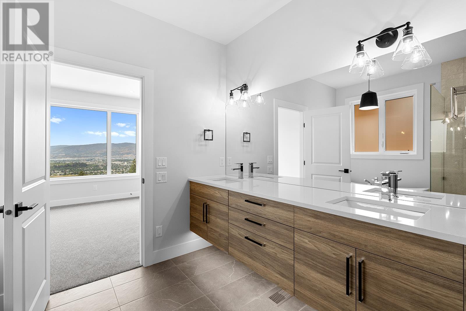 Photo 32 of 1154 Lone Pine Drive, Kelowna BC