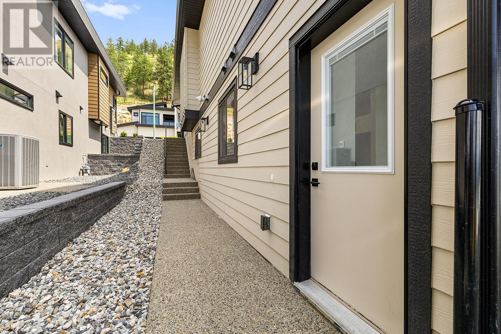 Photo 31 of 1154 Lone Pine Drive, Kelowna BC