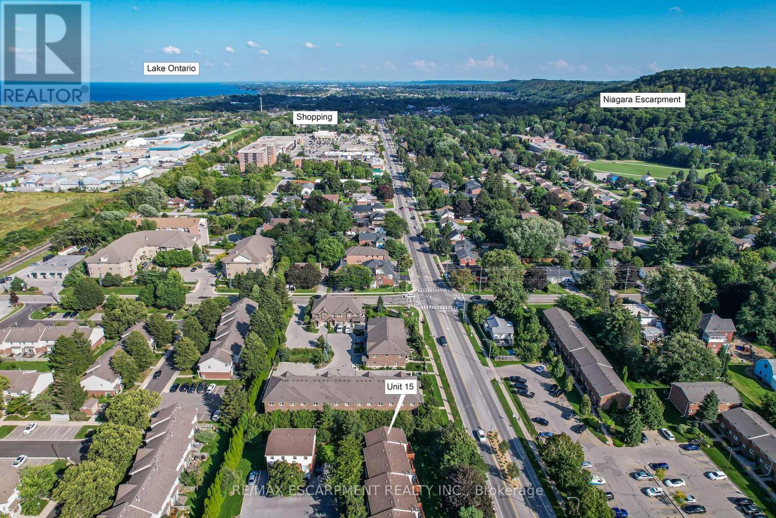 Photo 19 of 15 130 Livingston Avenue, Grimsby ON