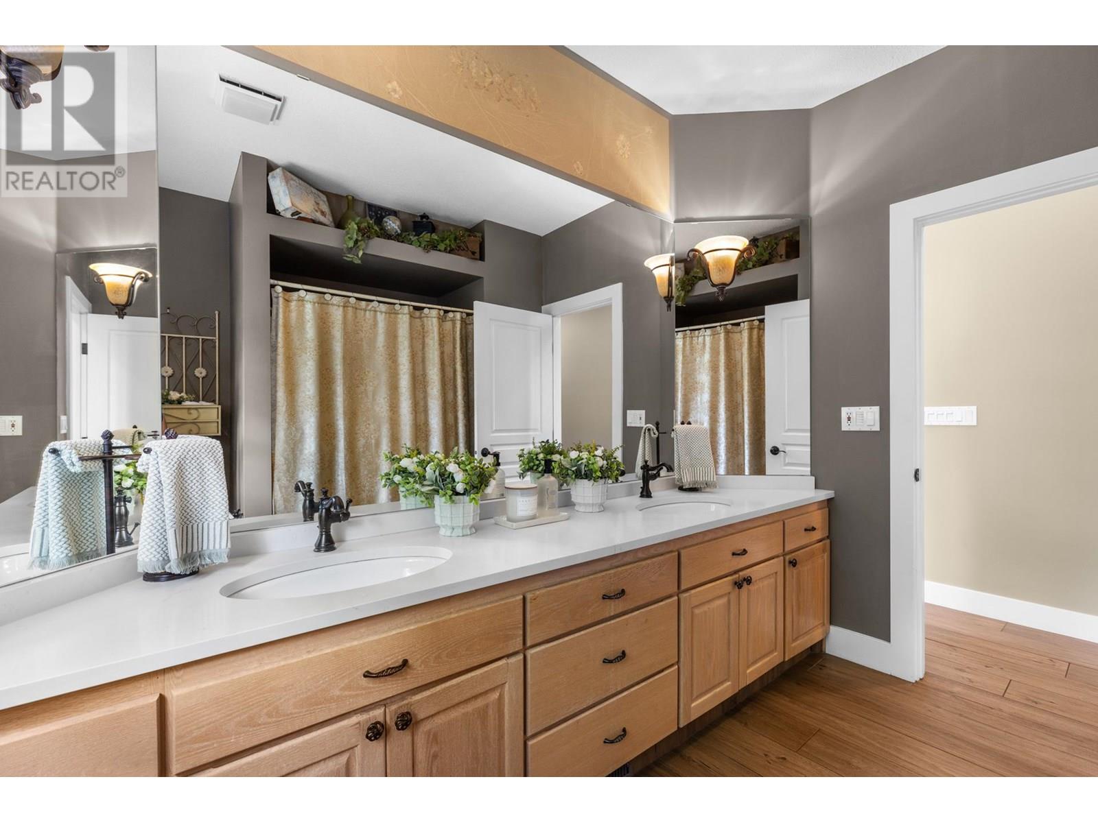  1831 Horizon Drive, West Kelowna
