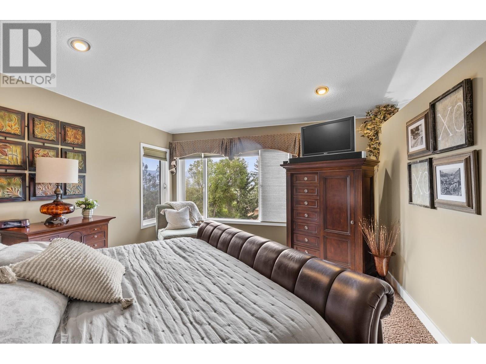  1831 Horizon Drive, West Kelowna