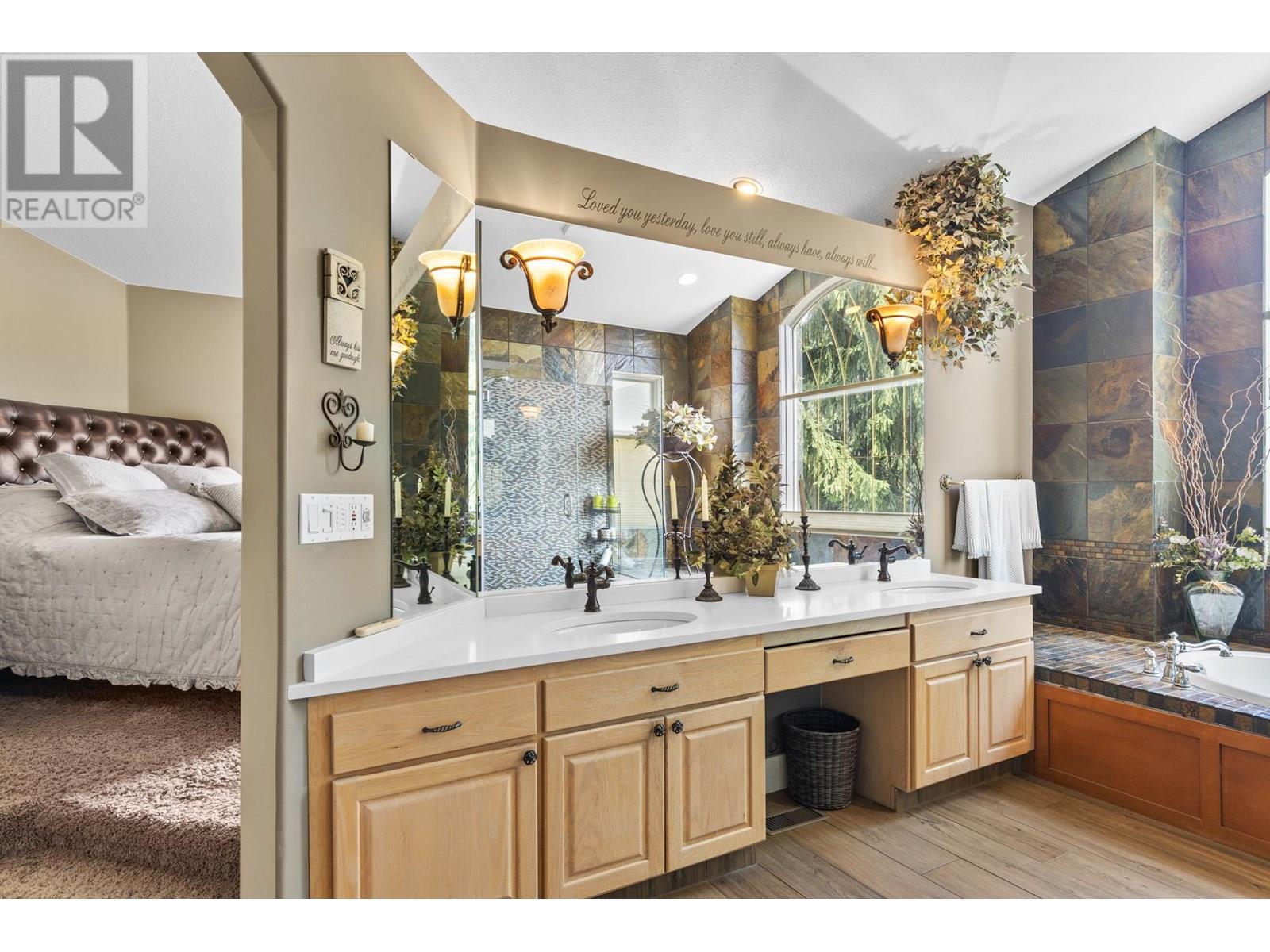  1831 Horizon Drive, West Kelowna