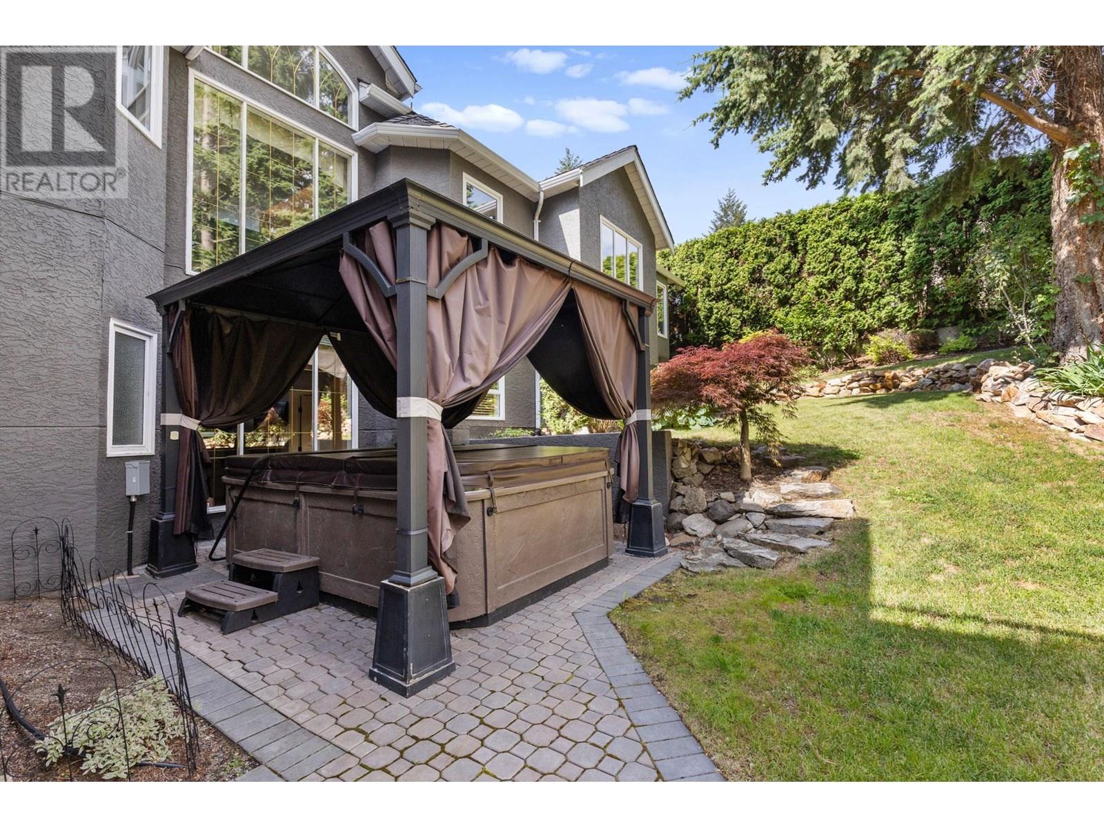 1831 Horizon Drive, West Kelowna