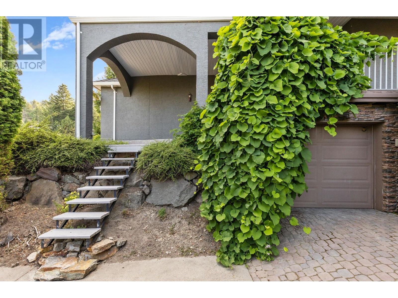  1831 Horizon Drive, West Kelowna